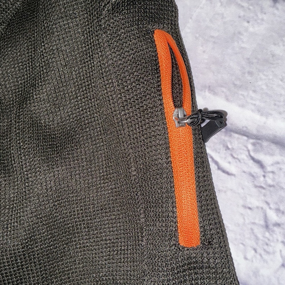 Cleveland Browns Vintage Marks NFL 1/4‎ Zip Pullover Sweater Mens Med. NWT - Picture 3 of 11